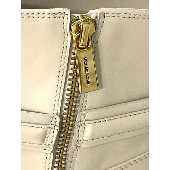 Michael Kors Mindy Cream Ankle Boot Boot Size 8.5 M NWT - Picture 8 of 9